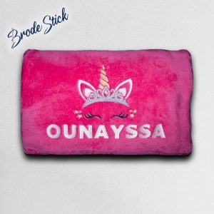 Plaid brodé avec motif au choix et prénom personnalisé 130x160 cm Brode Stick