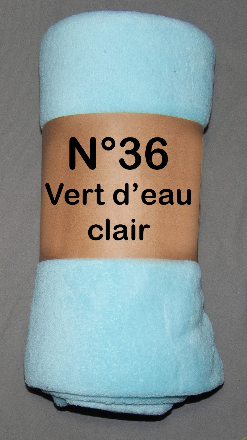 Plaid vert d'eau clair référence 36